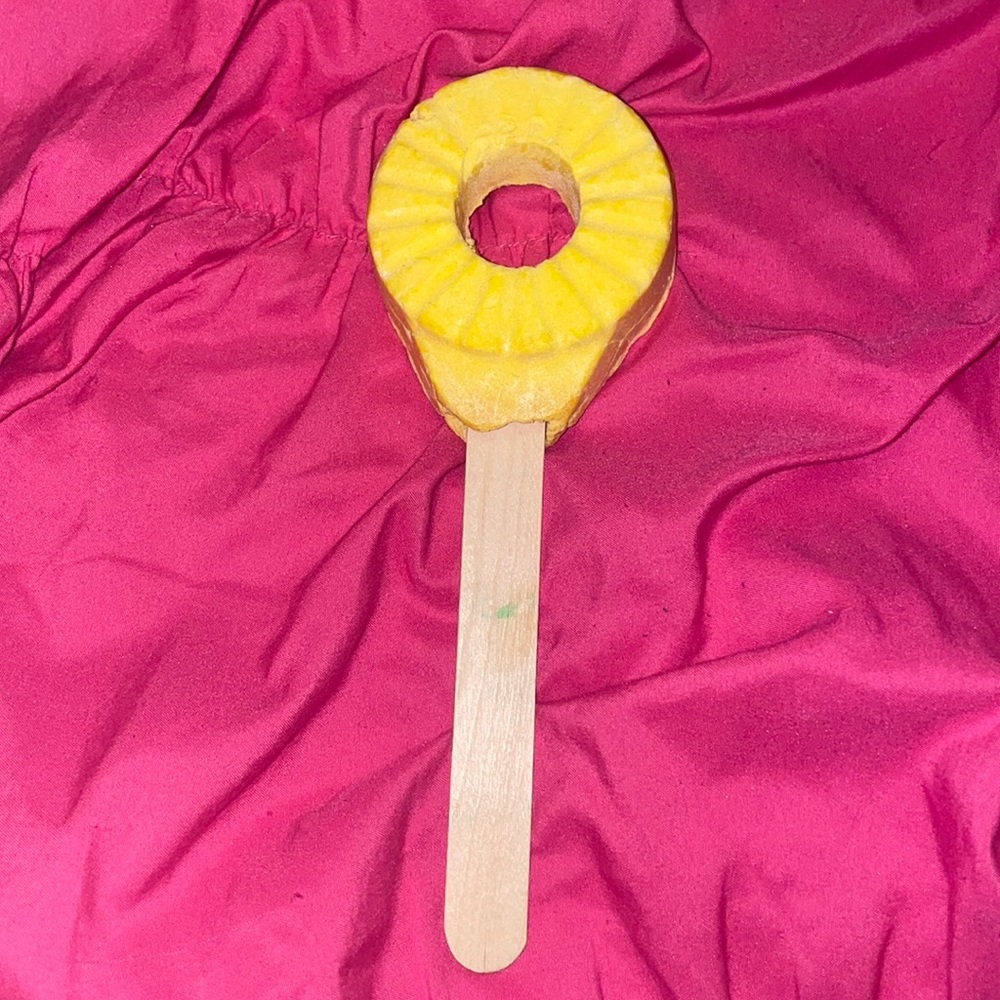RARE LUSH COSMETICS I’M FOREVER BLOWING BUBBLES REUSABLE BUBBLE BAR